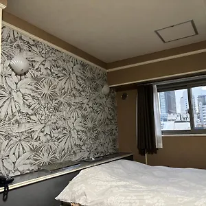 Hotel Dolphin, Tokyo